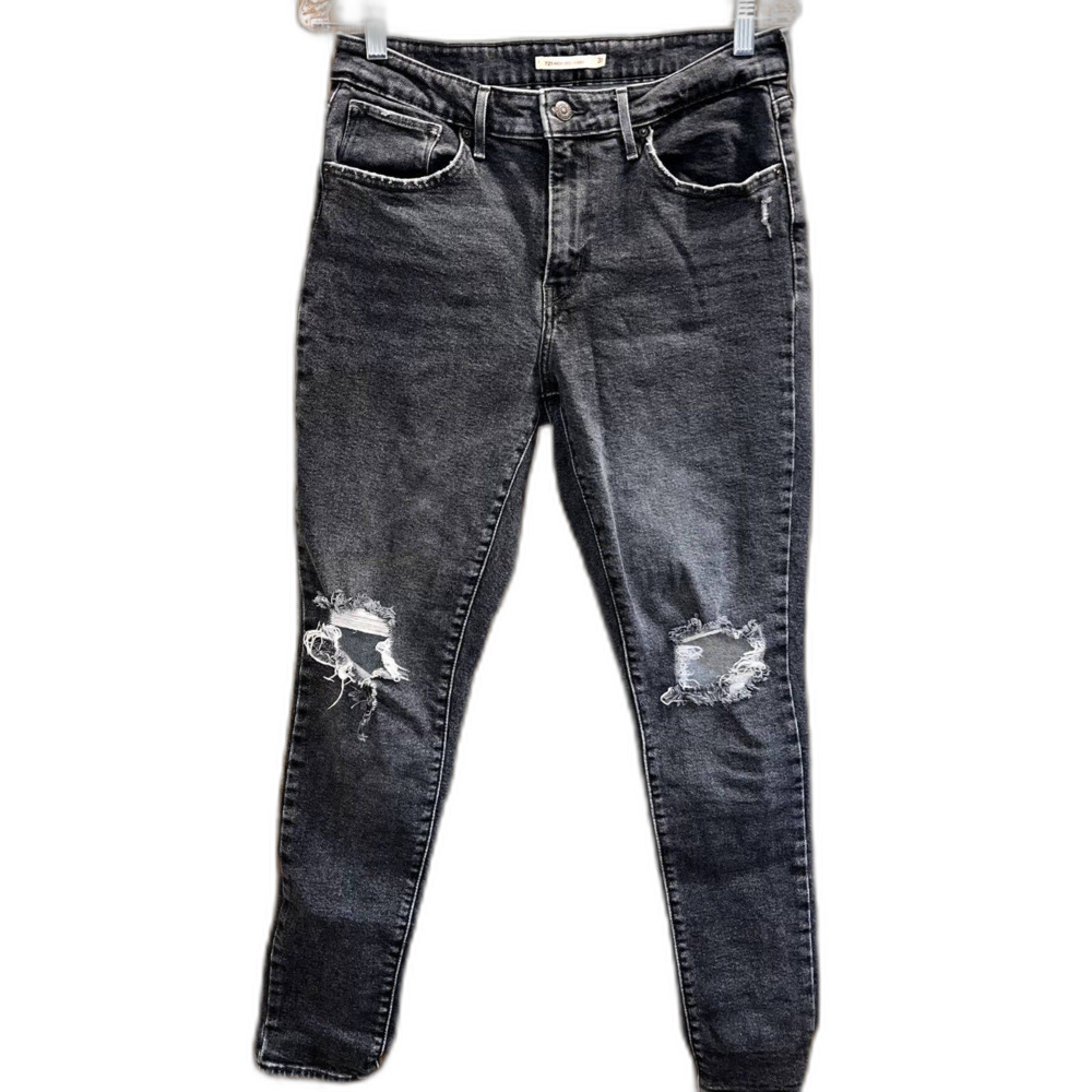Levi's 721 High Rise Skinny 31x30 Distressed Black Denim Jeans Closet Staple